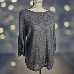 Buckle Daytrip Metallic Blouse with Lace Sleeves|Women's Size Medium
